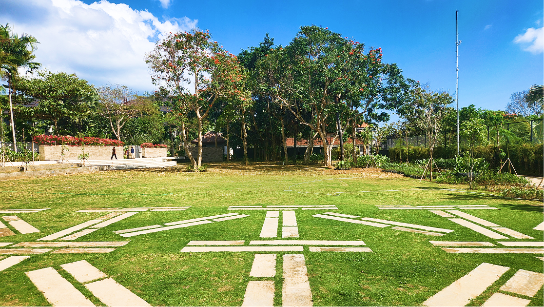 Suwarga Garden Multi-functional Lawn